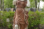 Статуя мраморная Девушка с лозой